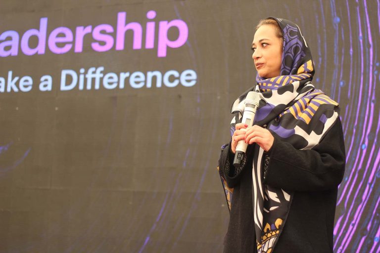 سخنرانان ادوار گذشته