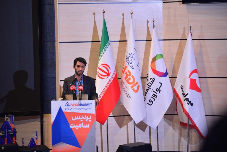 سخنرانان ادوار گذشته